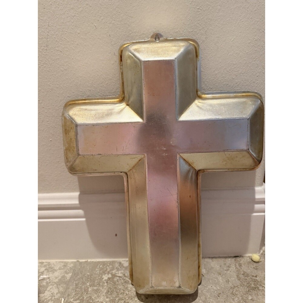 Vintage 1972 Wilton Cross Cake Pan 502-2502 Baptism/Easter/Communion/Christmas